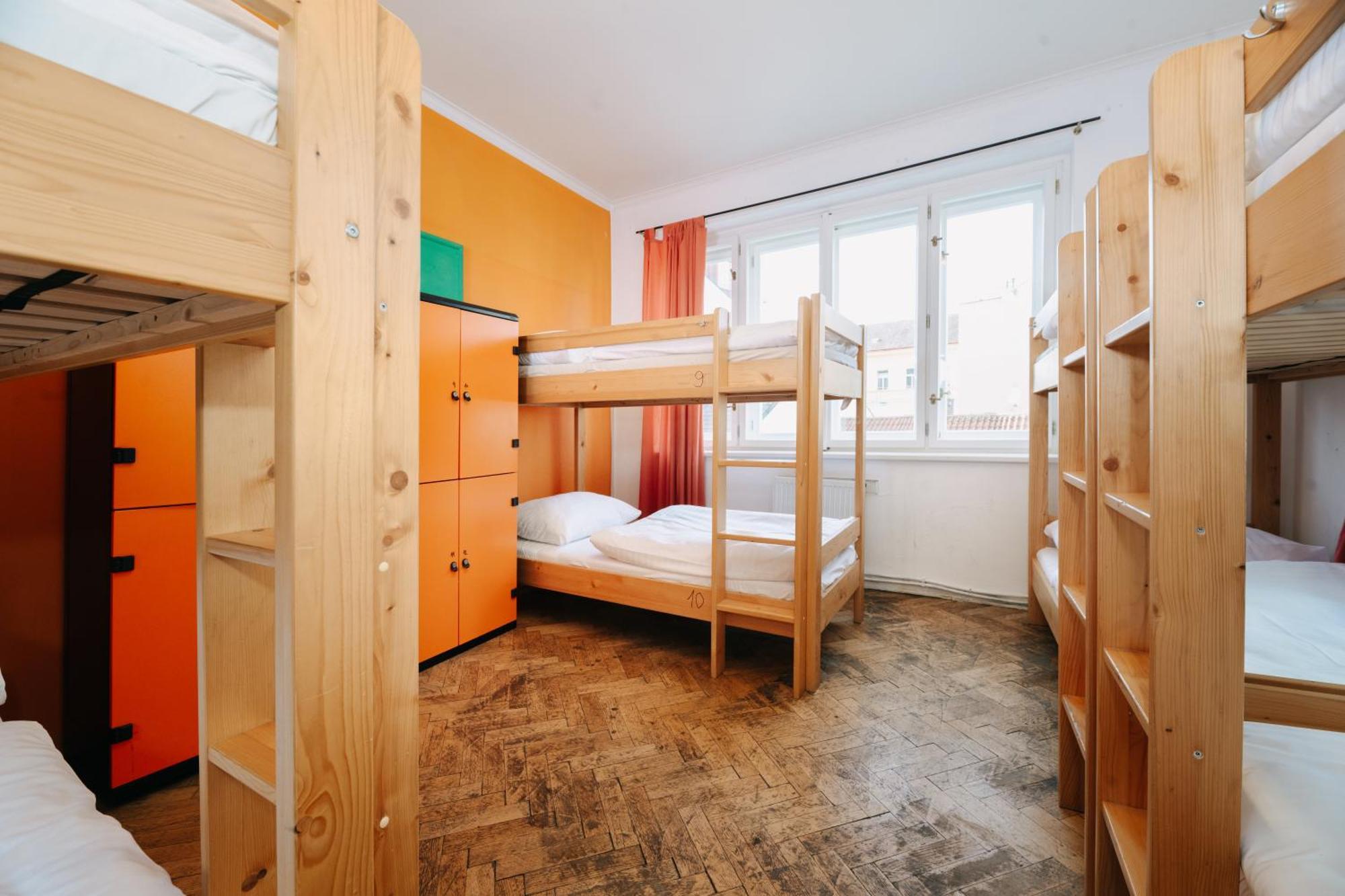 Benedikt City Center Hostel Prague Exterior photo