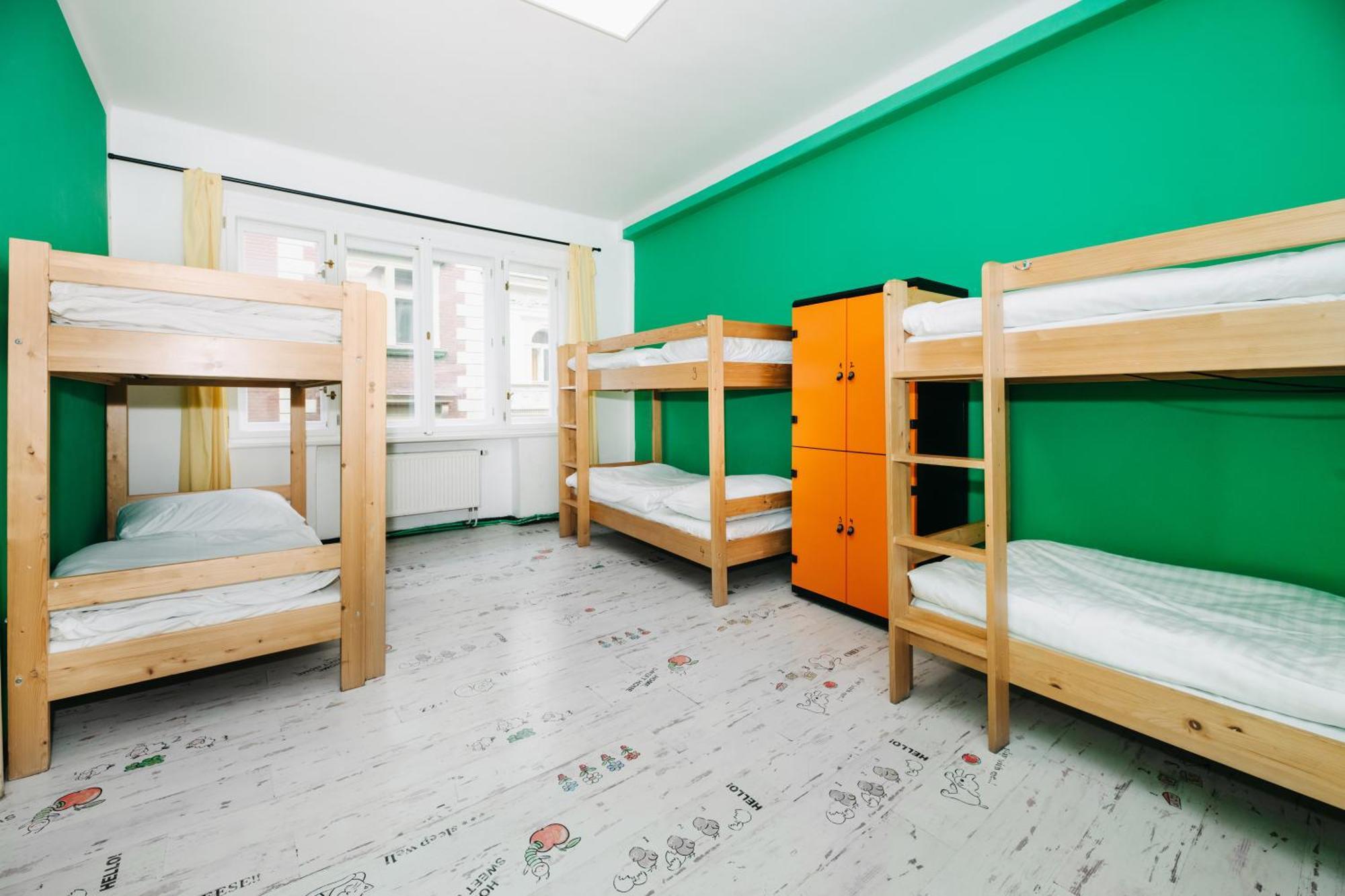 Benedikt City Center Hostel Prague Exterior photo