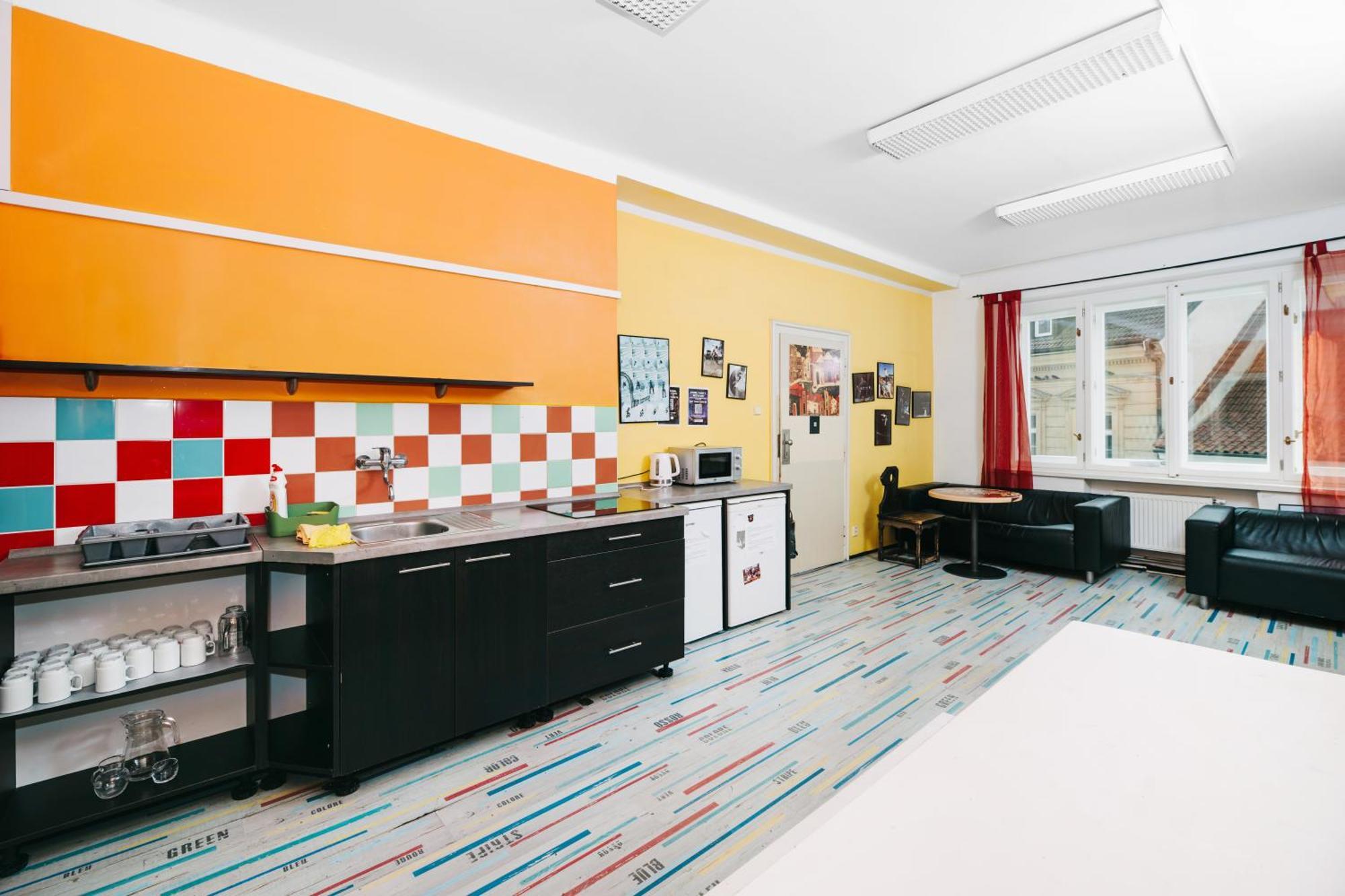 Benedikt City Center Hostel Prague Exterior photo